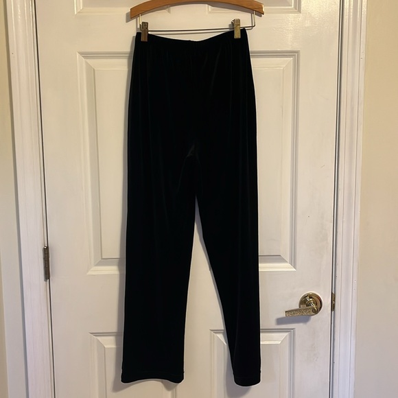 Velour black pants petite medium - Picture 3 of 3